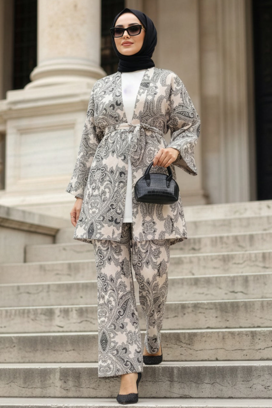 Patterned Black Two-Piece Kimono Set 12122S
