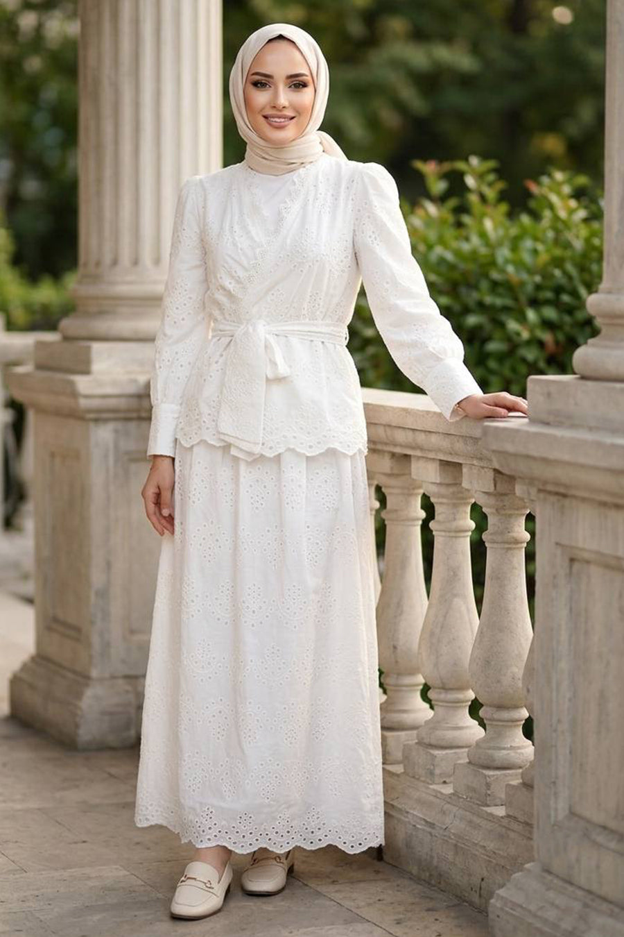 50071B White Draped Belted Broderie Set