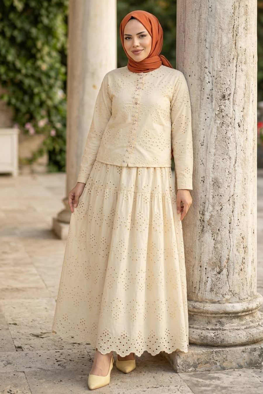 50021BEJ Beige Buttoned Broderie Set
