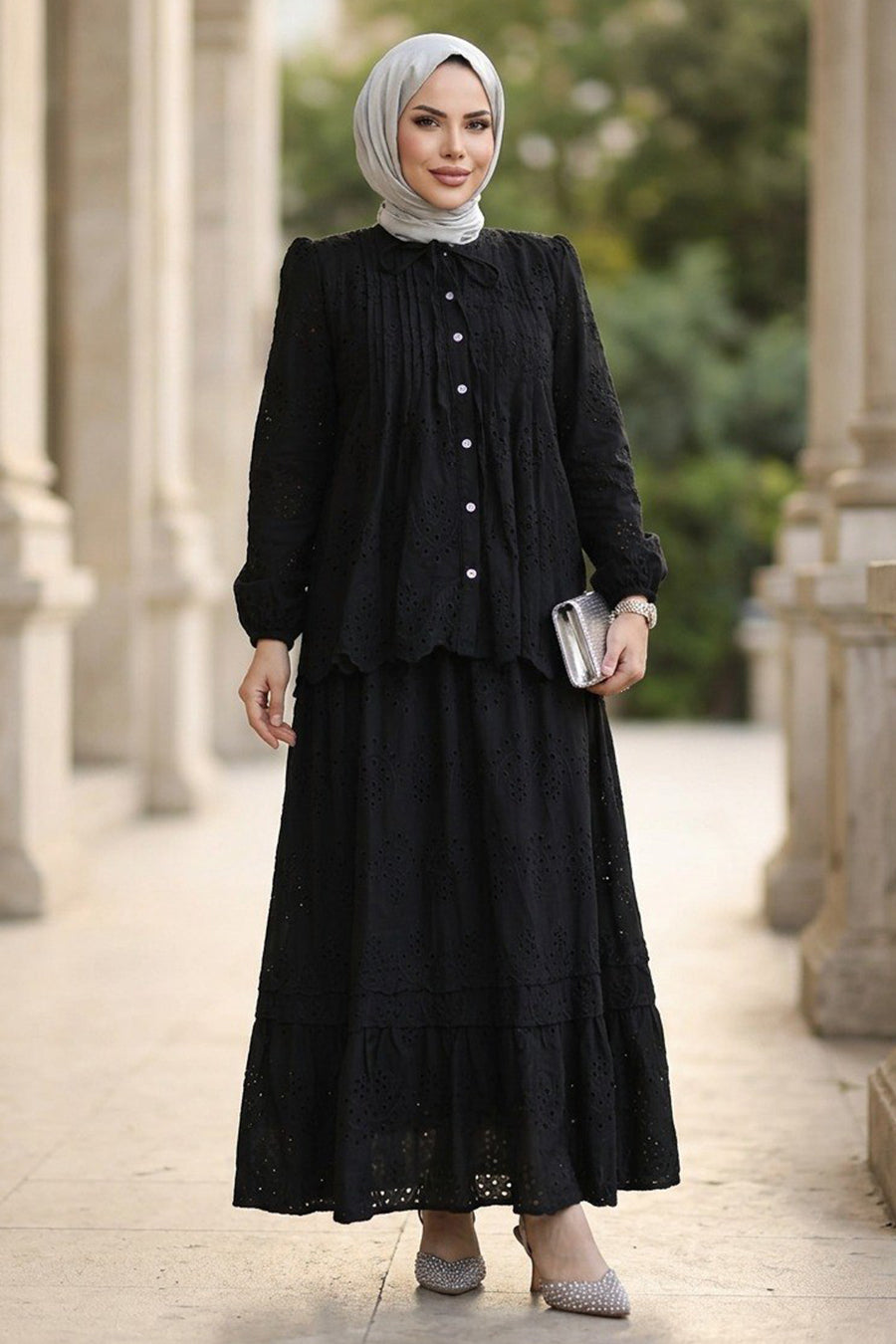 50194S Black Ruffle-Collar Tiered Broderie Set