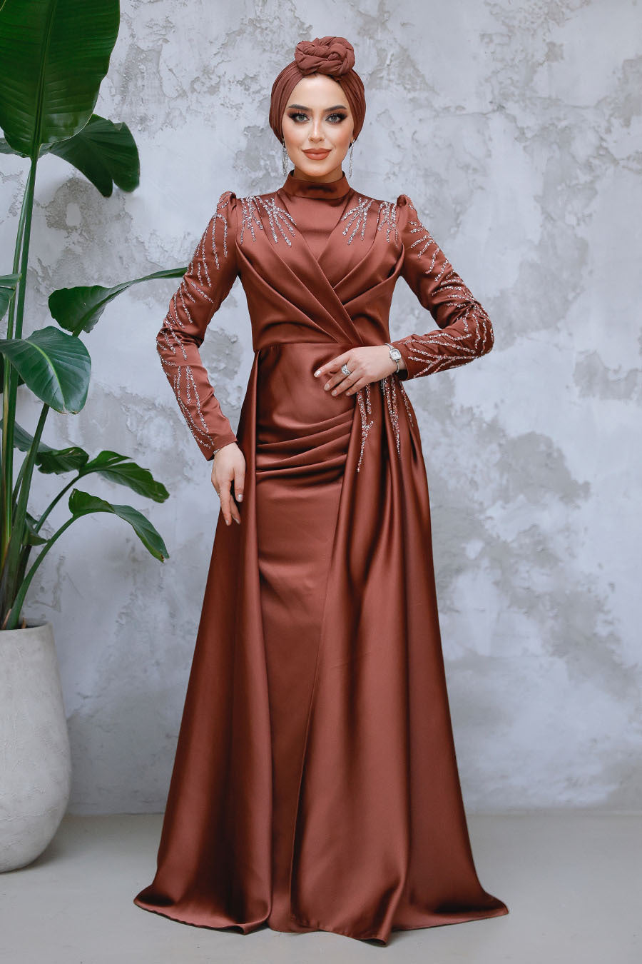 Trained Dark Brown Modest Evening Dress 43381KKH